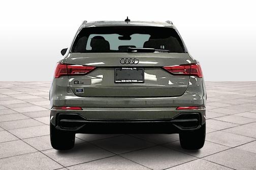 2022 Audi Q3 45 S line Premium