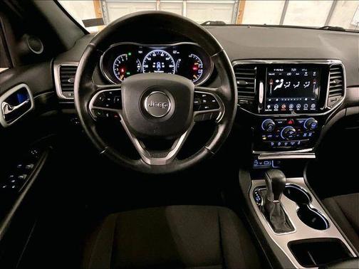 Velvet Red Pearlcoat 2020 Jeep Grand Cherokee Laredo
