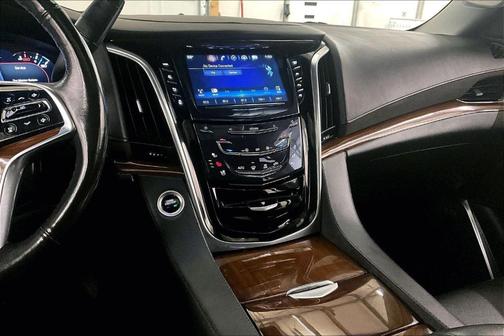 2019 Cadillac Escalade ESV Luxury