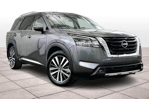 2022 Nissan Pathfinder Platinum