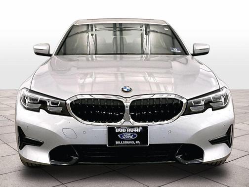 Glacier Silver Metallic 2019 BMW 330 i xDrive