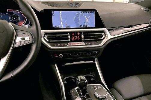 2019 BMW 330 i xDrive