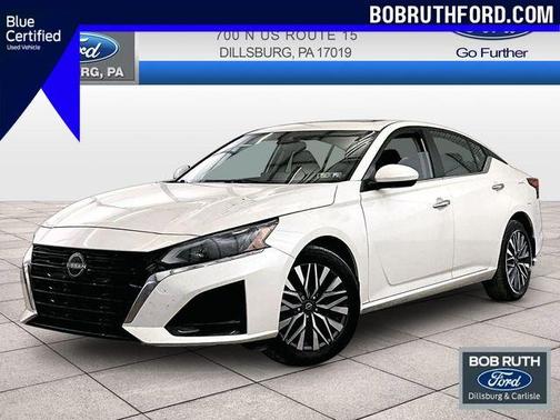 White 2023 Nissan Altima 2.5 SV