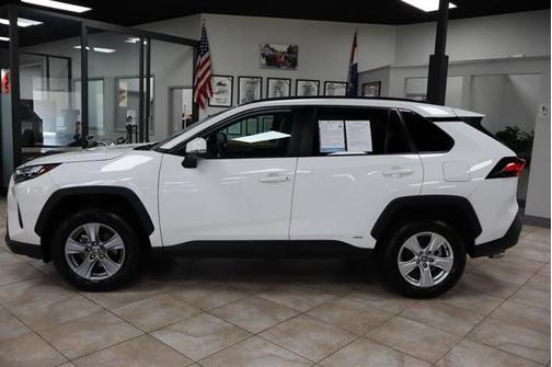 2023 Toyota RAV4 Hybrid XLE