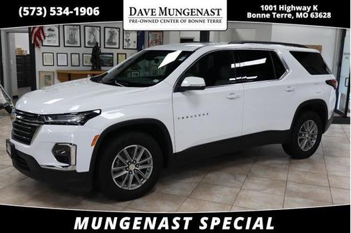 2023 Chevrolet Traverse LT Leather