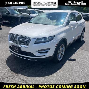 White Platinum Tri-Coat 2019 Lincoln MKC Reserve