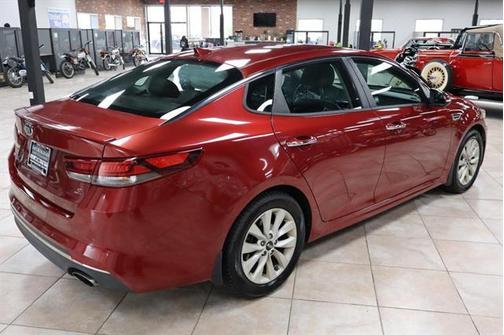 2018 Kia Optima S