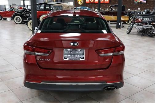 2018 Kia Optima S