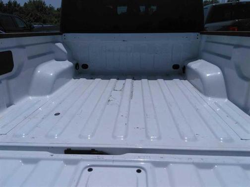 Bright White Clearcoat 2026 Jeep Gladiator Rubicon