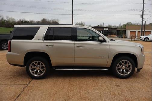 2017 GMC Yukon SLT