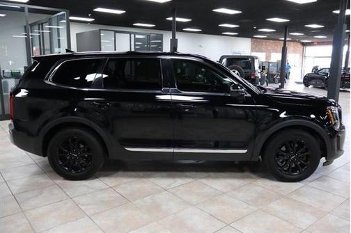 2022 Kia Telluride LX