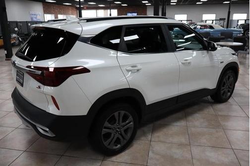 2021 Kia Seltos S