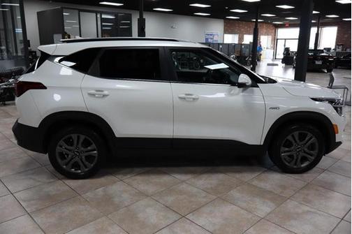 2021 Kia Seltos S