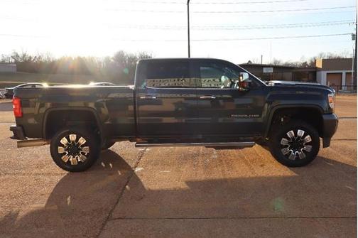 2018 GMC Sierra 3500 Denali