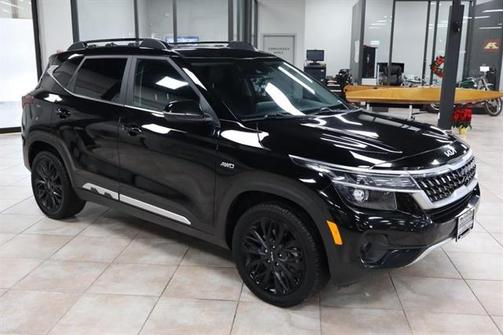 2022 Kia Seltos Nightfall