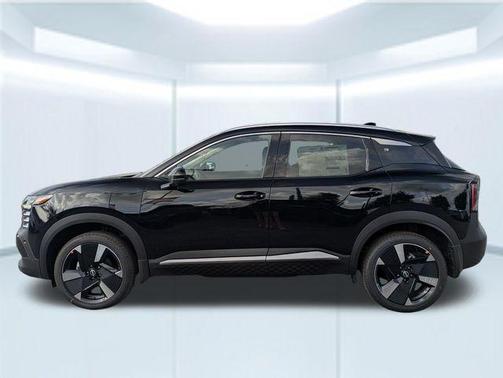Super Black 2026 Nissan Kicks SR