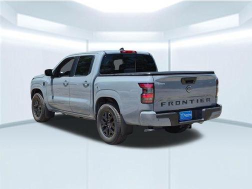 Boulder Gray Metallic 2026 Nissan Frontier SV