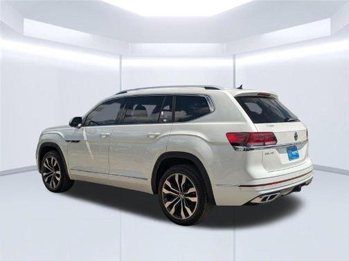 Opal White Pearl Effect 2023 Volkswagen Atlas 3.6L SEL Premium R-Line