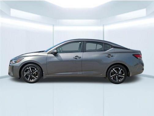 Gun Metallic 2024 Nissan Sentra SV