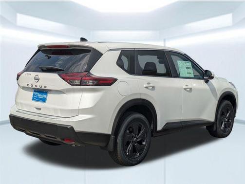 Everest White P 2026 Nissan Rogue SV