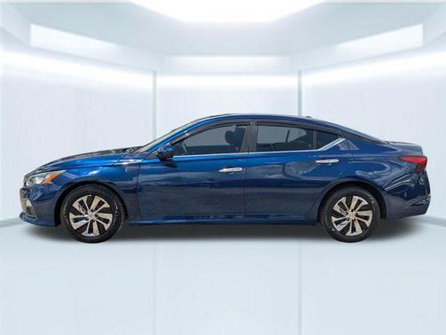 Deep Blue Pearl 2020 Nissan Altima 2.5 S