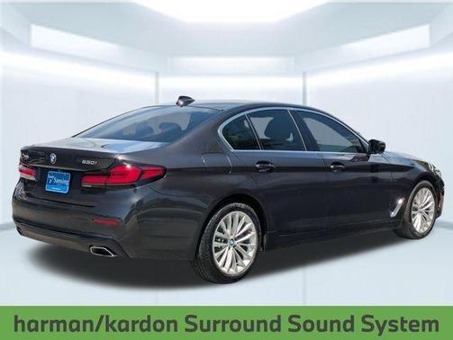 Gray 2023 BMW 530 i
