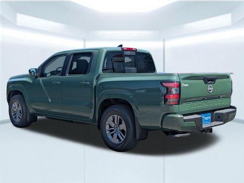 Green 2026 Nissan Frontier SV