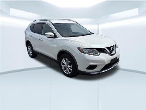 Pearl White 2016 Nissan Rogue SV