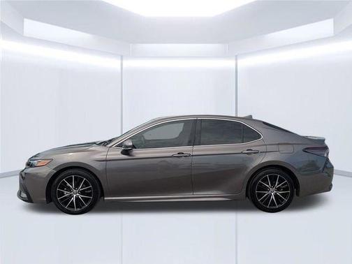 Predawn Gray Mica 2024 Toyota Camry SE