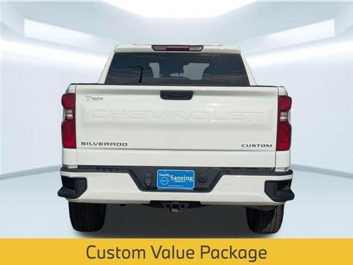 Summit White 2022 Chevrolet Silverado 1500 Custom