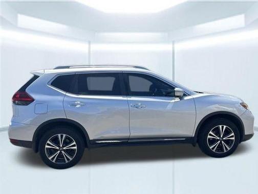 Brilliant Silver 2018 Nissan Rogue SL