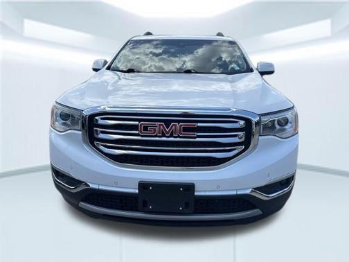 White Frost Tri-Coat 2019 GMC Acadia SLT-2