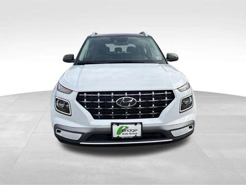 2022 Hyundai VENUE Limited