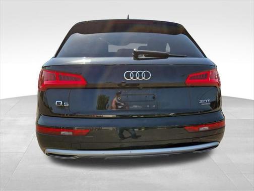 2018 Audi Q5 2.0T Premium