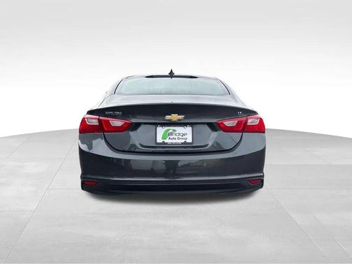 2017 Chevrolet Malibu 1LT