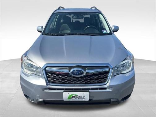 2016 Subaru Forester 2.5i Touring