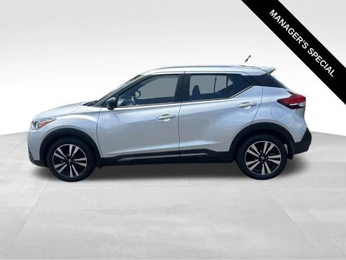 2020 Nissan Kicks SR
