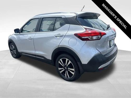 2020 Nissan Kicks SR