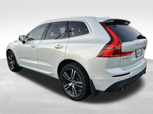 2019 Volvo XC60 T5 Momentum