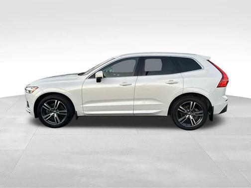 2019 Volvo XC60 T5 Momentum