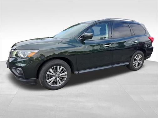 2019 Nissan Pathfinder SV