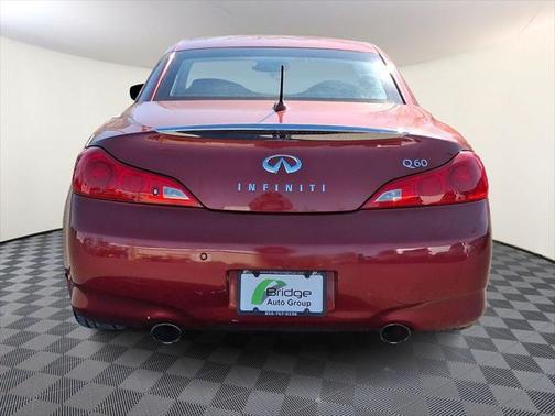 2015 INFINITI Q60 S