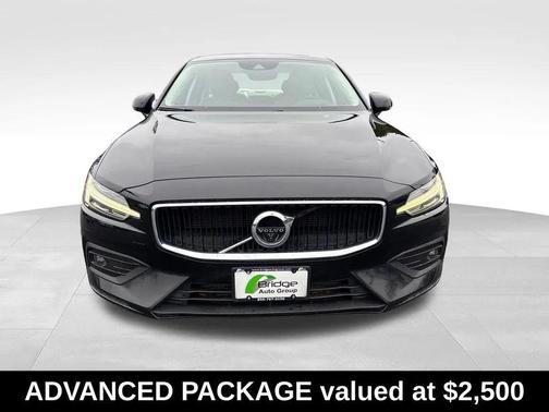 2020 Volvo S60 T5 Momentum
