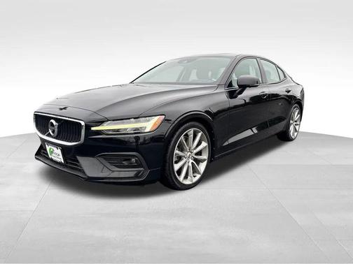 2020 Volvo S60 T5 Momentum