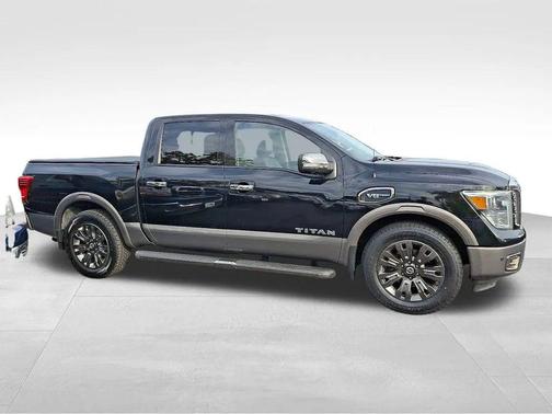 2017 Nissan Titan Platinum Reserve