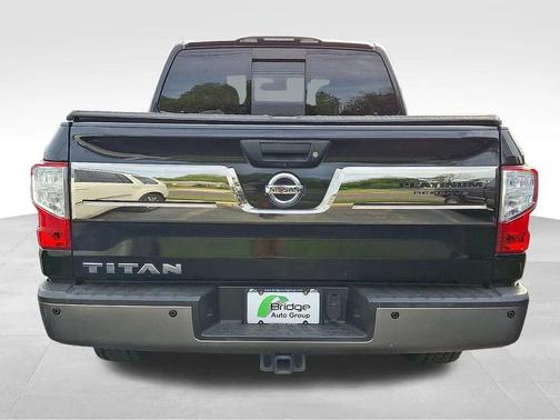 2017 Nissan Titan Platinum Reserve
