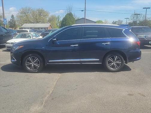 2017 INFINITI QX60 Base