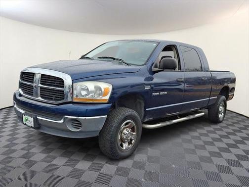 2006 Dodge Ram 1500 SLT Mega Cab