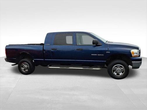 2006 Dodge Ram 1500 SLT Mega Cab