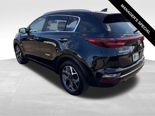 Black Cherry Pearl 2020 Kia Sportage EX